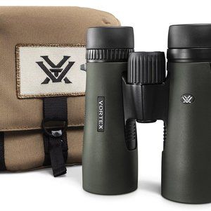 Vortex Diamondback HD 8x42 Binoculars New in Box w/carrying case & harness